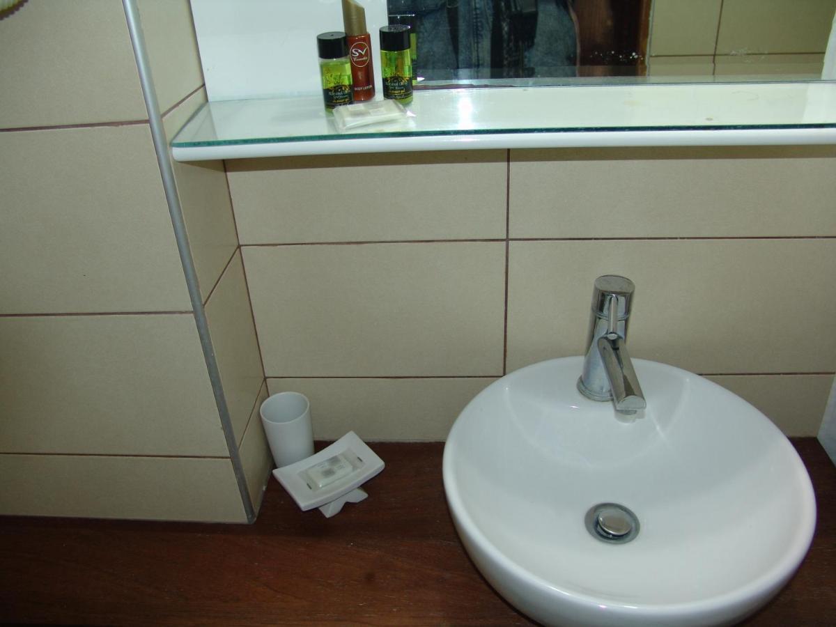 Protessilaos Hotel Néa Ankhíalos エクステリア 写真